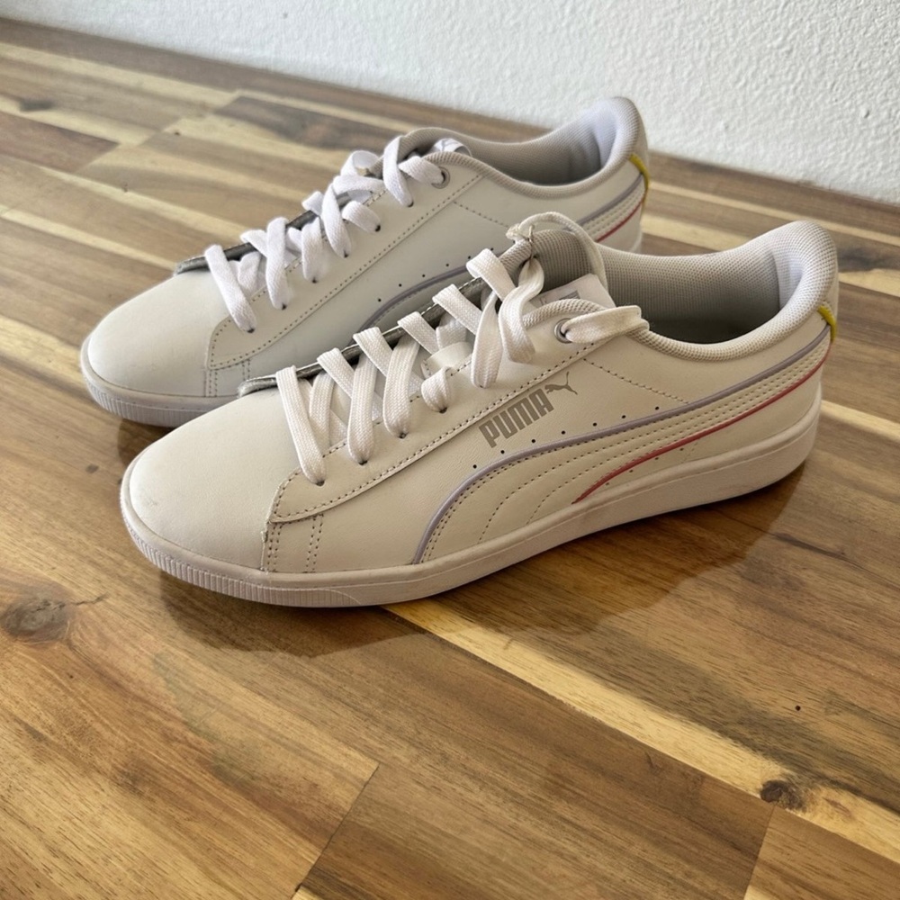 BARBIE Puma White pink/purple low top comfy tennis shoes size 8.5